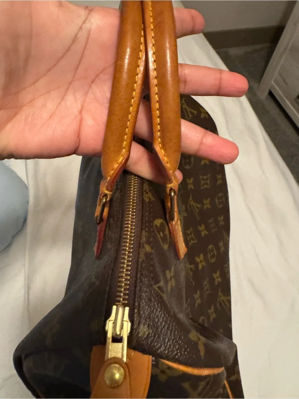 Louis Vuitton Brown Monogram Canvas speedy 30 Handbag